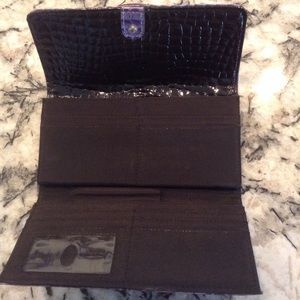 Kathy Van Zeeland Bags - Vintage Kathy Van Zeeland Wallet Kathy Van Zeeland Bags - Vintage Kathy Van Zeeland Wallet